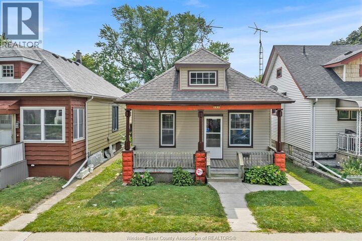 Property Photo:  489 McKay  ON N9B 1Z7 