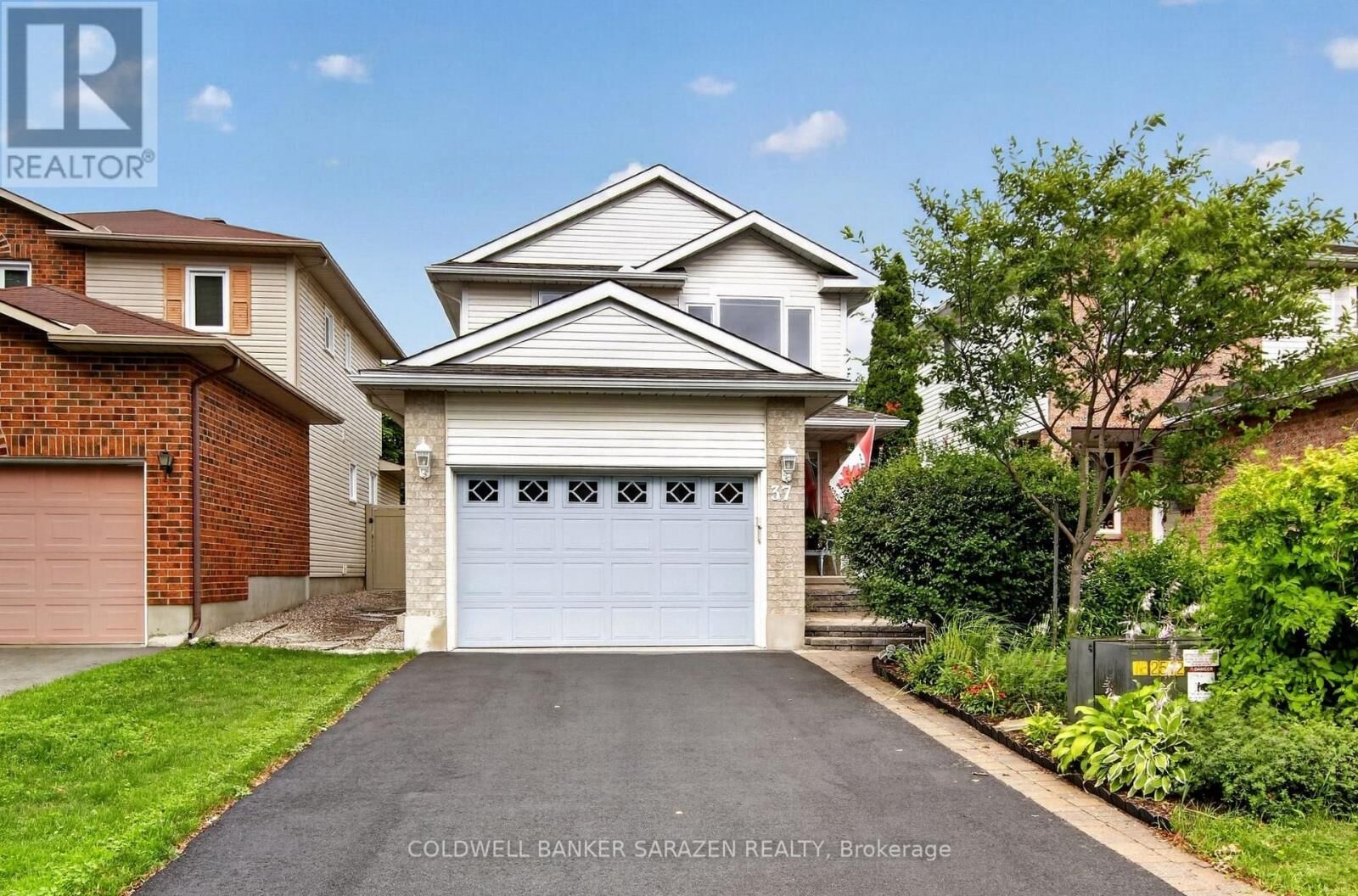 Property Photo: 37 Shandon Avenue ON K2J 4E3