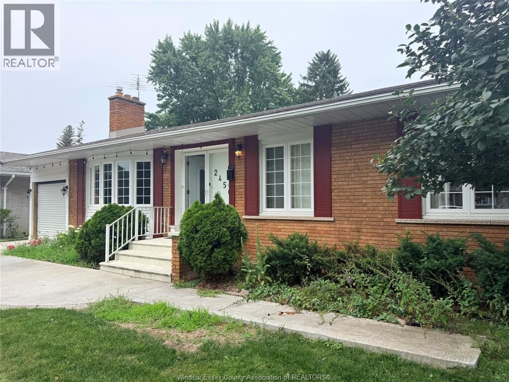 Property Photo:  2450 Academy Drive Main Floor  ON N9E 2G6 