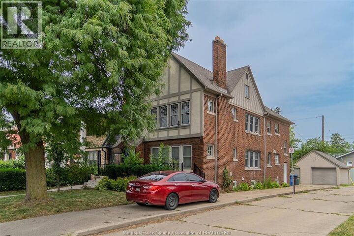 Property Photo:  1652 Victoria Avenue Upper  ON N8X 1P7 