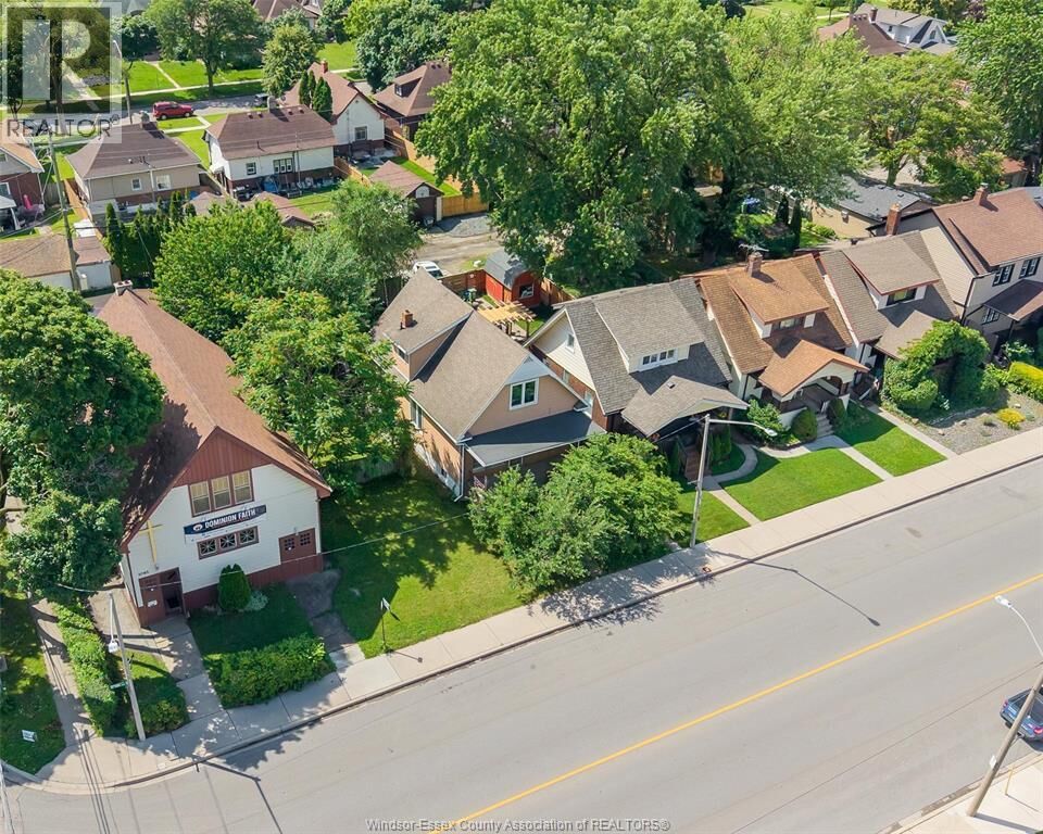 Property Photo: 2075 Ottawa Street ON N8Y 1R6