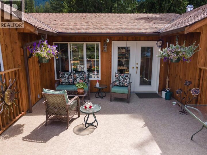 Property Photo: 13532 Mountain Shores Road BC V0B 1A4