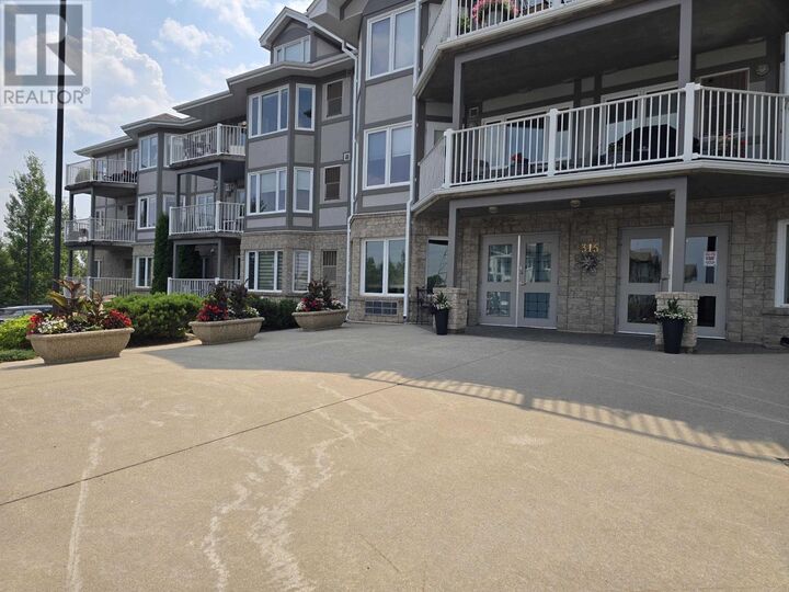 Property Photo:  315 Hilldale Rd Suite 108  ON P7G 1J7 