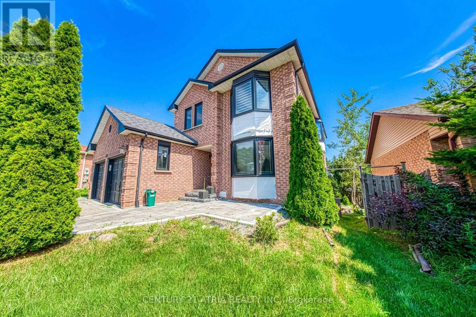 Property Photo: 1618 Dellbrook Avenue Bsmt ON L1X 2M7
