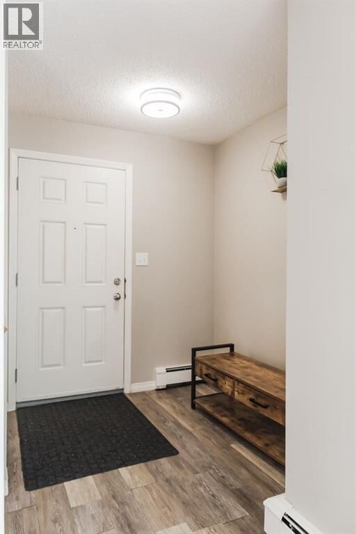 Property Photo: 7201 Poplar Drive AB T8V 6C5
