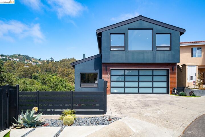 Property Photo:  5656 Buena Vista Avenue  CA 94618 