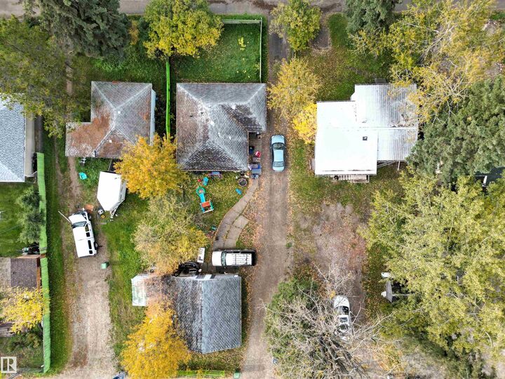 Property Photo:  4623 4 Avenue  AB T7E 1C2 
