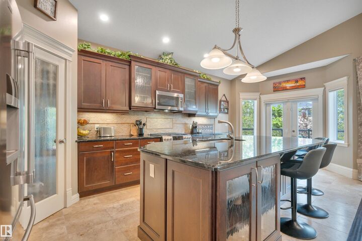 Property Photo: 6504 37 Avenue AB T4X 0G6