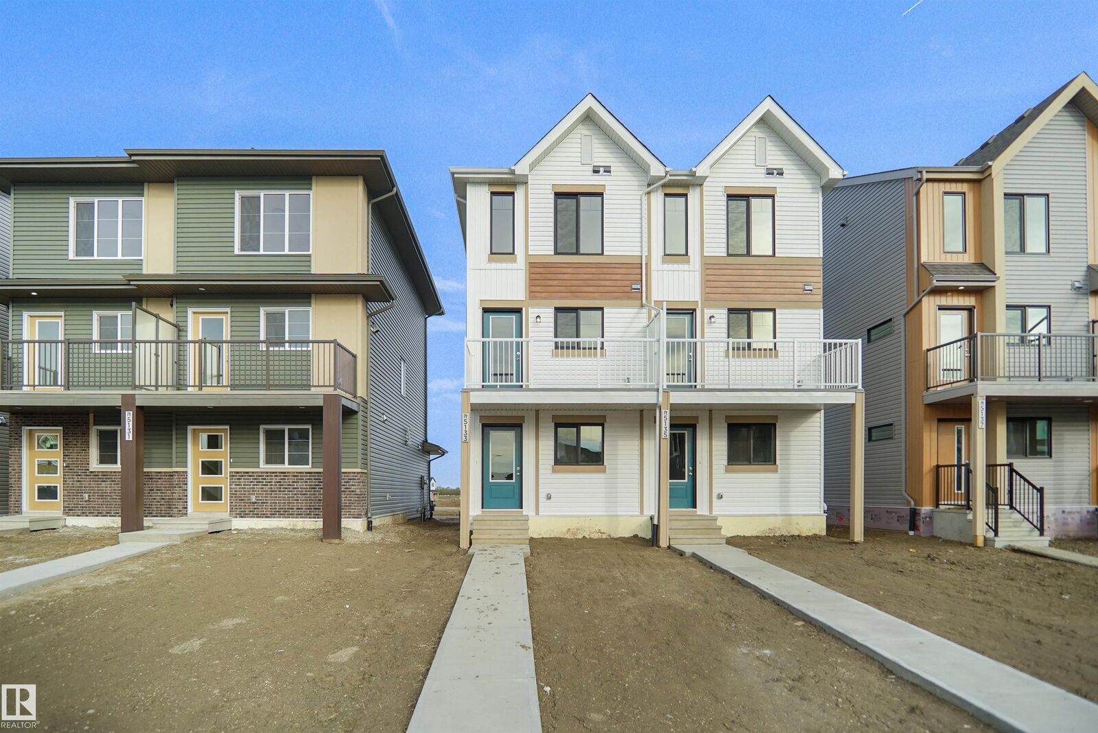 Property Photo:  5139 River's Edge Way NW  AB T6M 3B6 