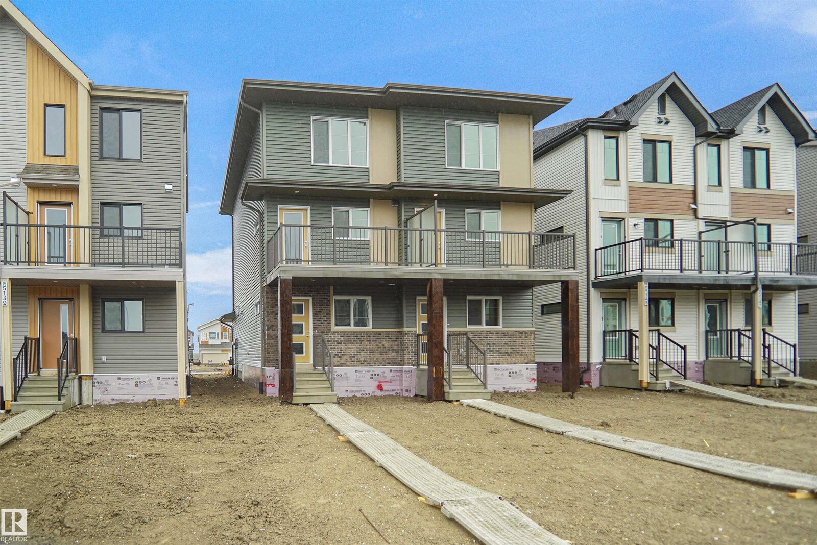 Property Photo: 5139 River's Edge Way NW AB T6M 3B6