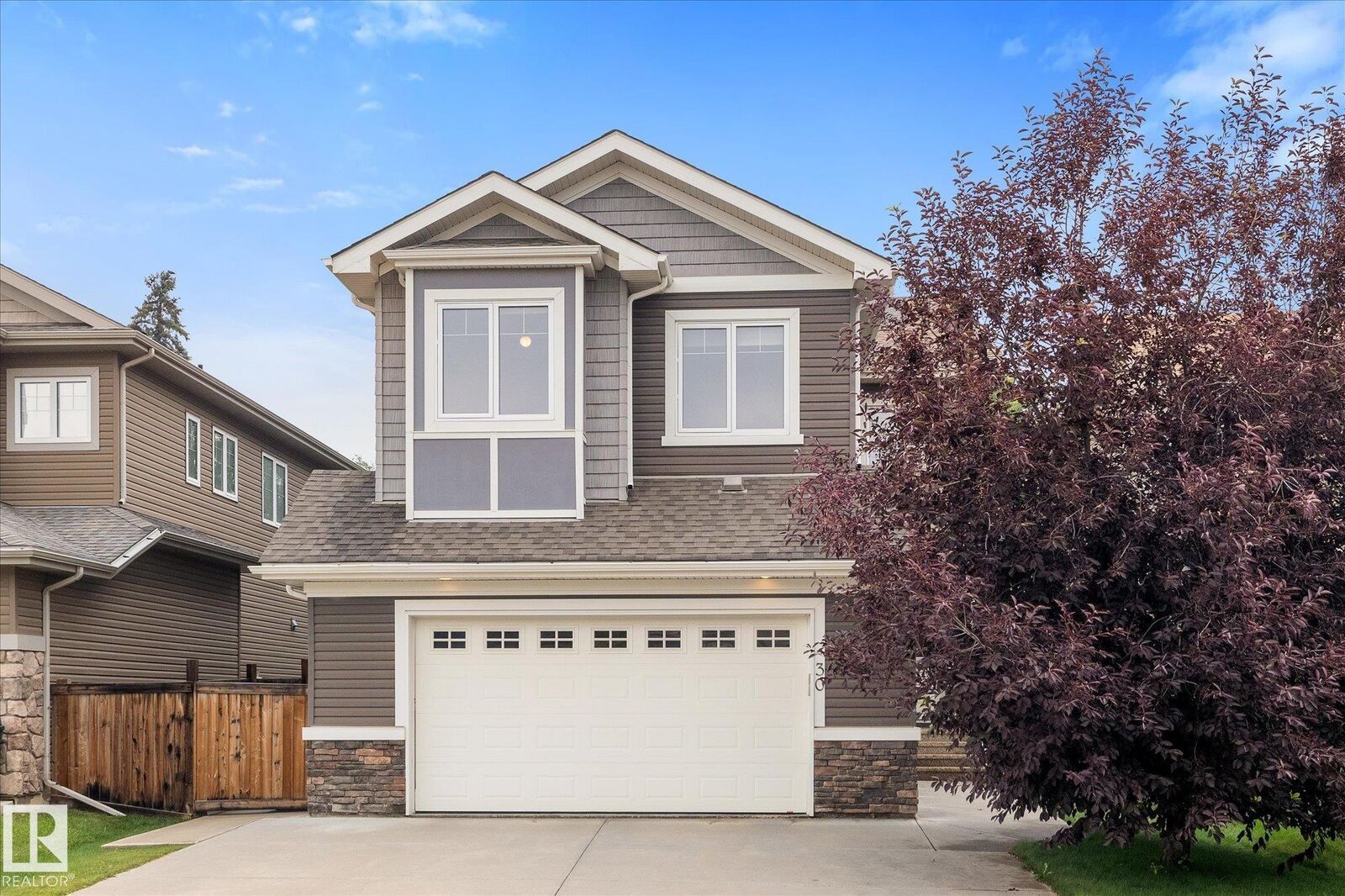 Property Photo: 30 Hickory Trail AB T7X 0N6