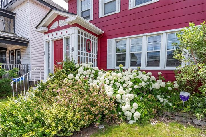 360-362 Cameron Street — photo 1