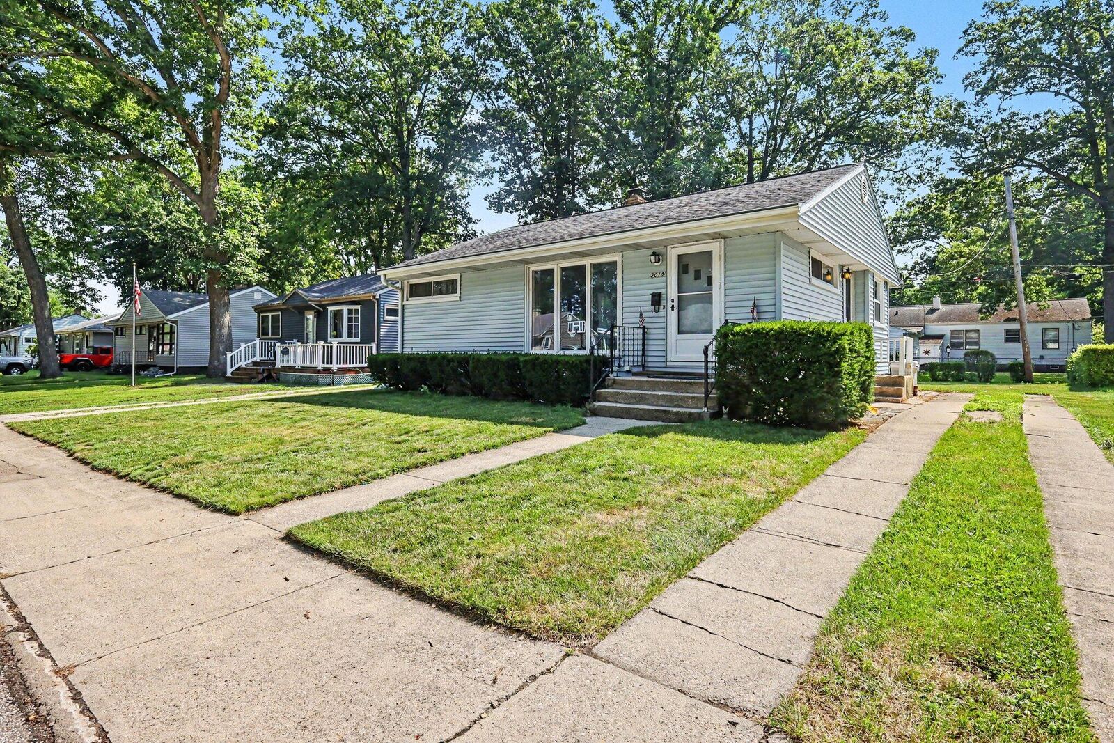 Property Photo:  3018 Hollywood Avenue  IN 46360 