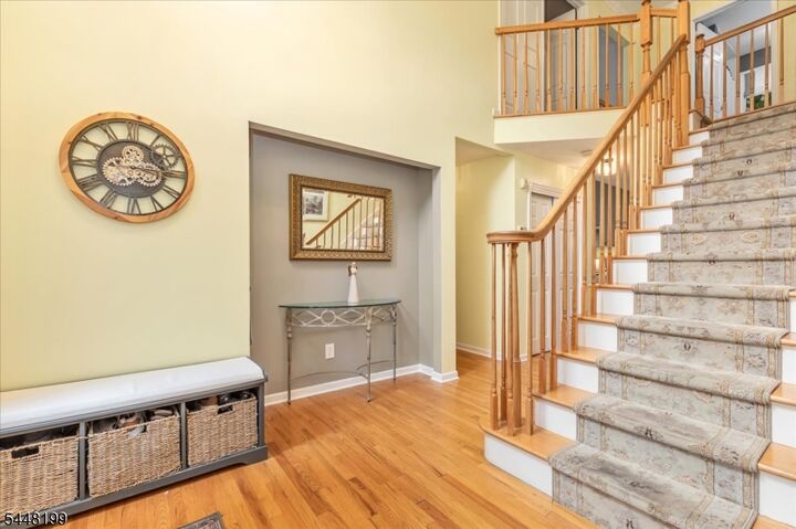 Property Photo:  18 Jacobs Ln  NJ 07076 