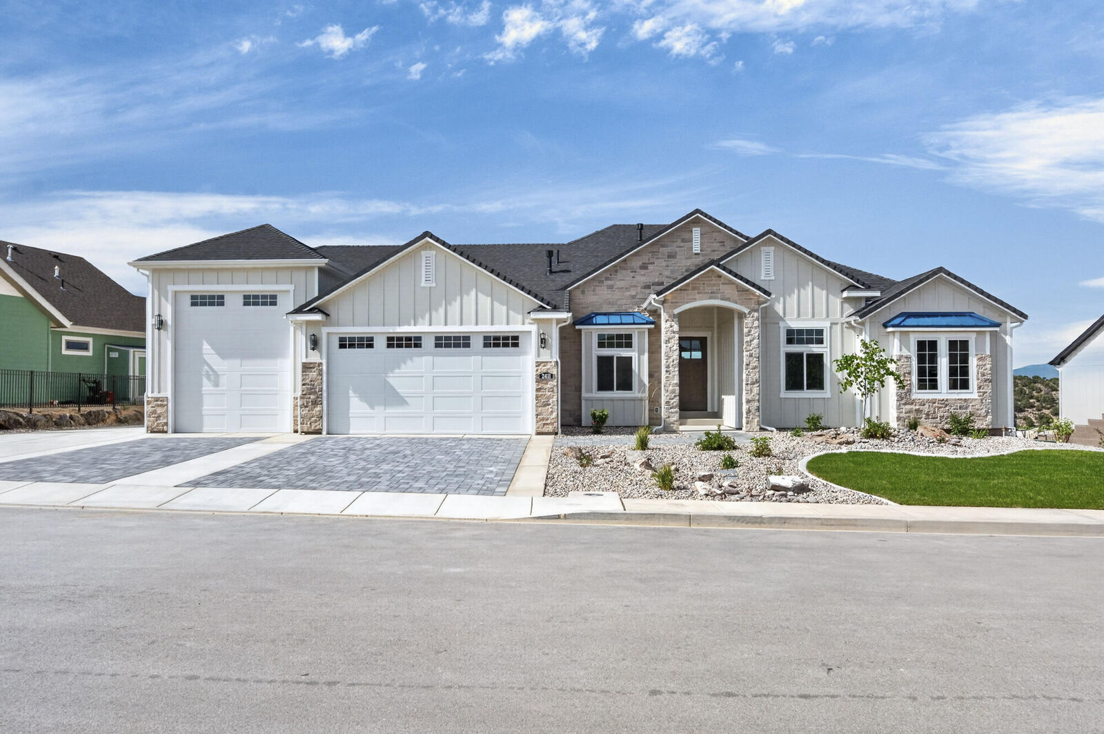 Property Photo: 2411 W Portal Hill Rd UT 84720