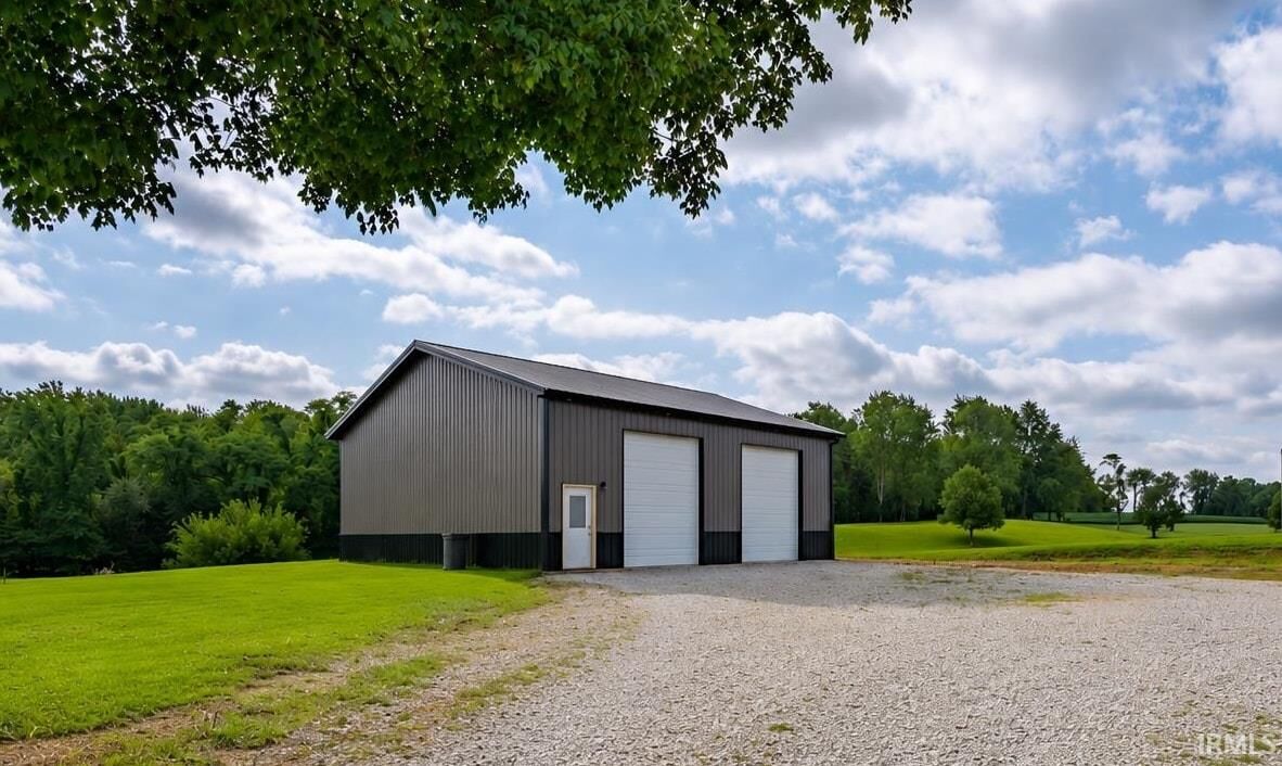 Property Photo:  2533 W Eureka Road  IN 47635 