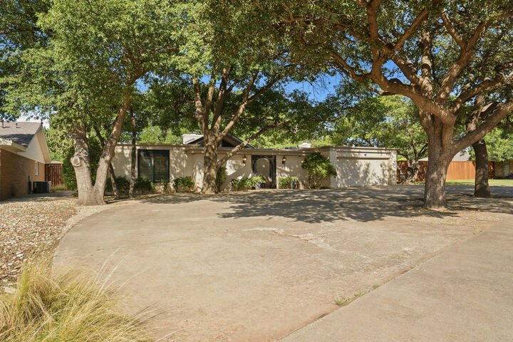 Property Photo:  7710 Knoxville Drive  TX 79423 