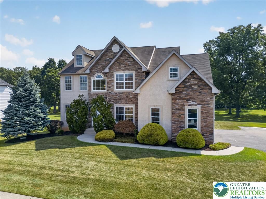 Property Photo: 740 Mohican Drive PA 18040