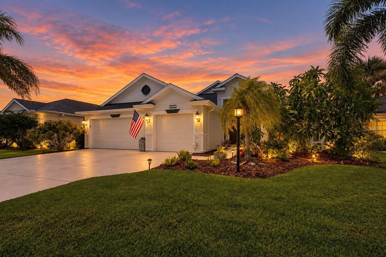 Property Photo: 4708 Tilden Park Court FL 34211