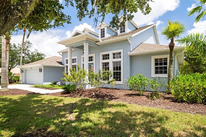 Property Photo:  1111 Brambling Court  FL 34212 