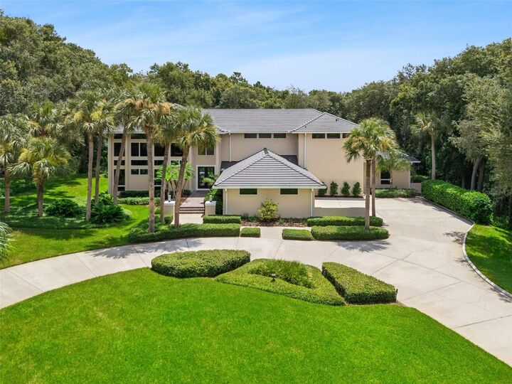 Property Photo: 632 E Club Circle FL 32779