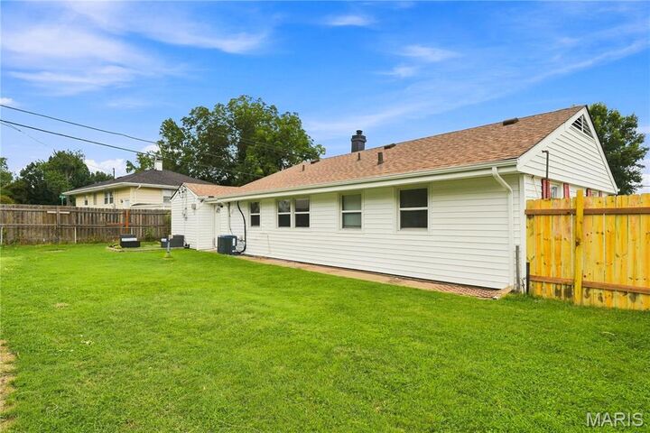 Property Photo:  454 Sylvan Springs Road  MO 63125 
