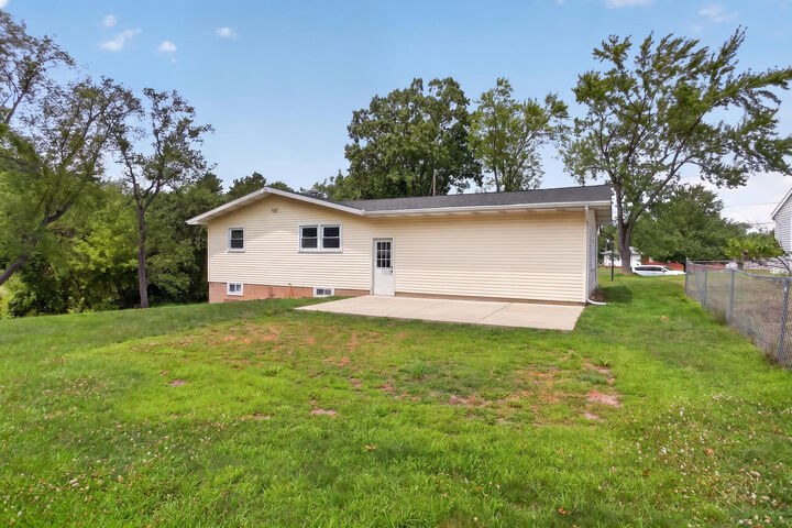 Property Photo: 1617 Duguid Road MI 49203