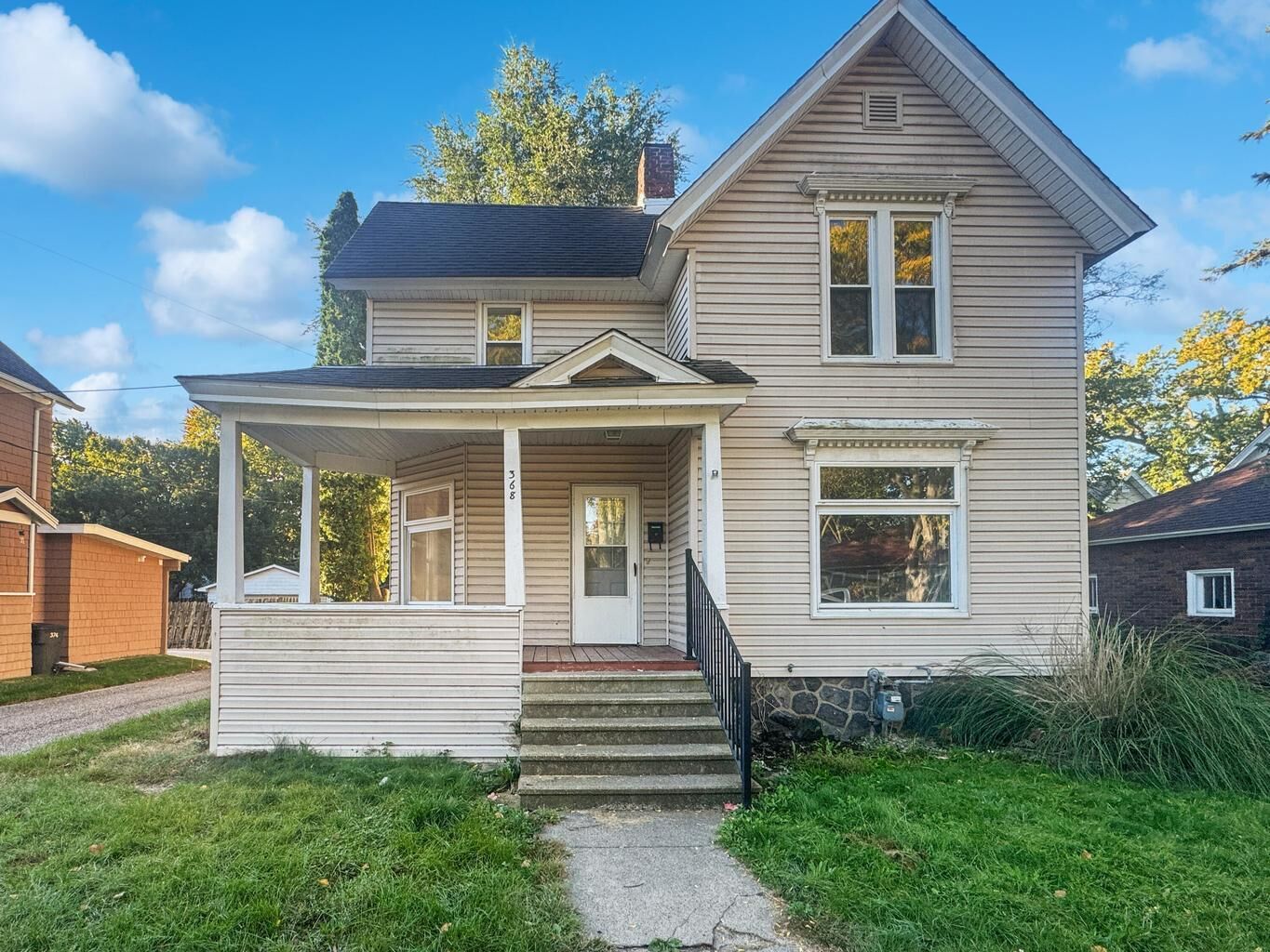 Property Photo:  368 Garfield Avenue  MI 49017 