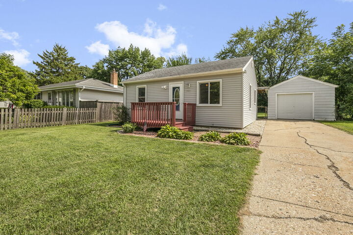 Property Photo:  18927 W Old Plank Road  IL 60030 