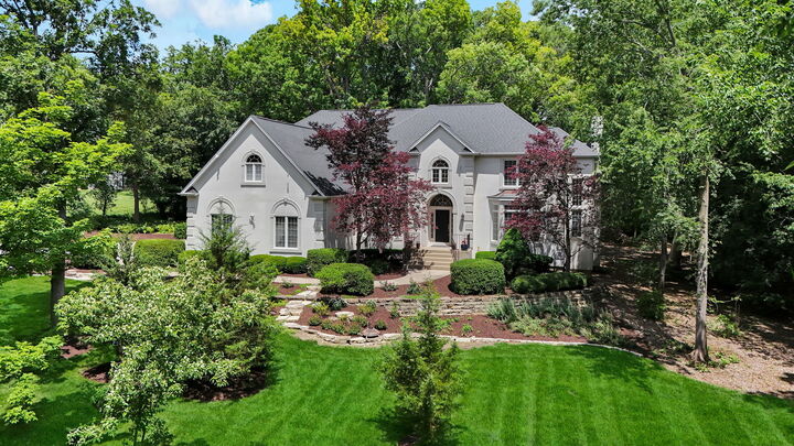 Property Photo:  36W244 Fieldcrest Drive  IL 60175 