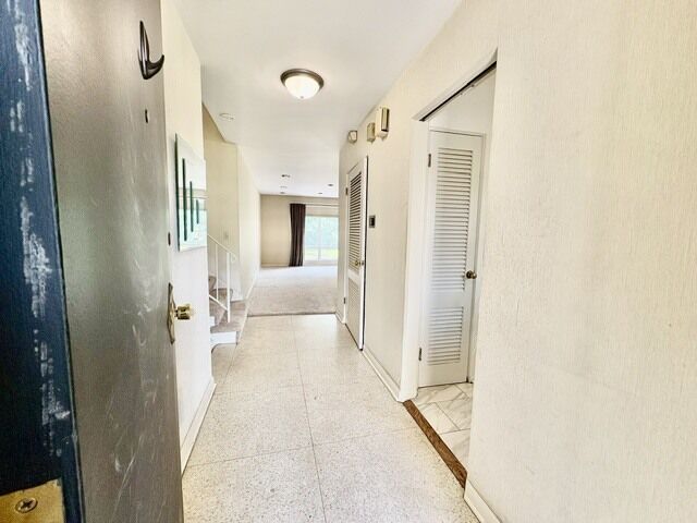 Property Photo: 512 Karey Court IL 60091