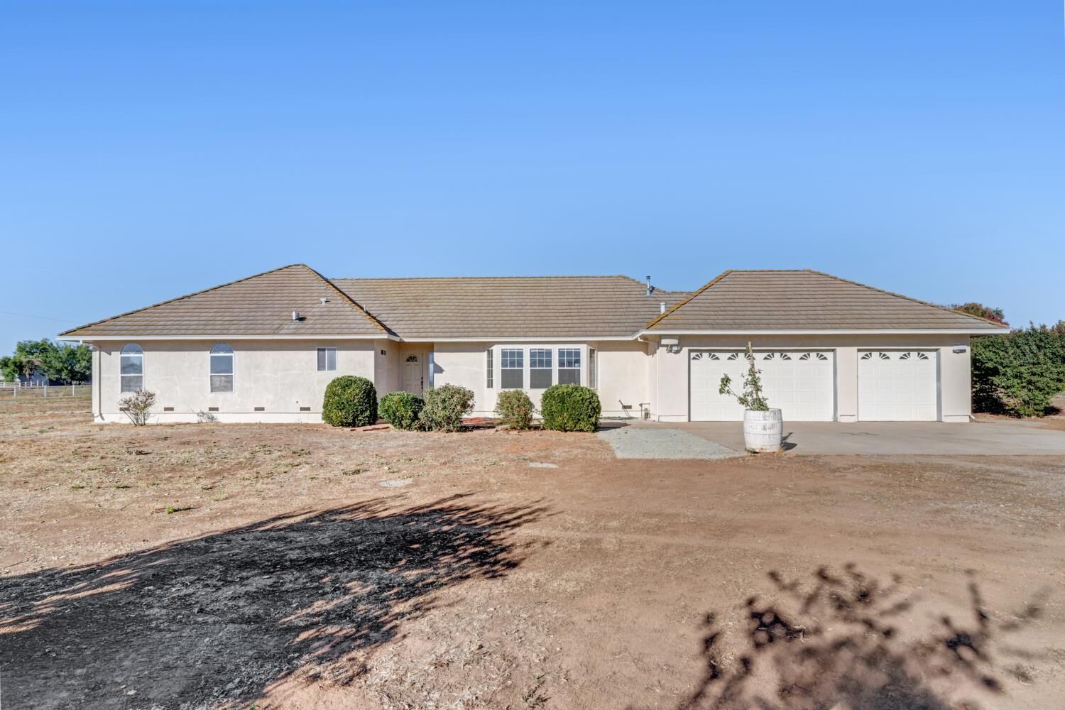 Property Photo:  7542 Ospital Road  CA 95252 