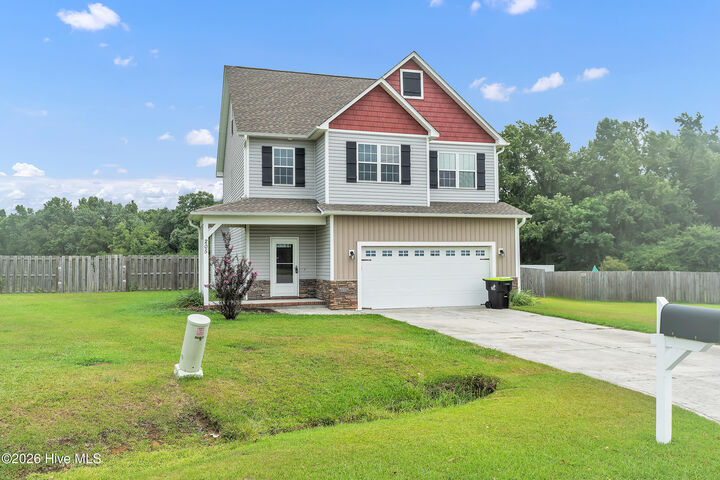 Property Photo:  205 Crockett Ridge Court E  NC 28574 