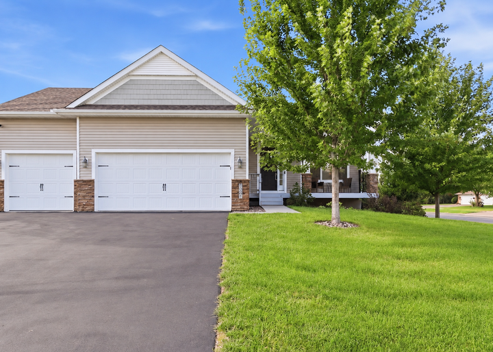 Property Photo:  17301 Eastwood Avenue  MN 55044 