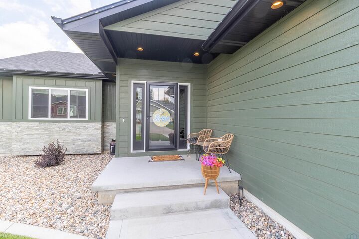 Property Photo:  210 Elm Street  IA 51055 