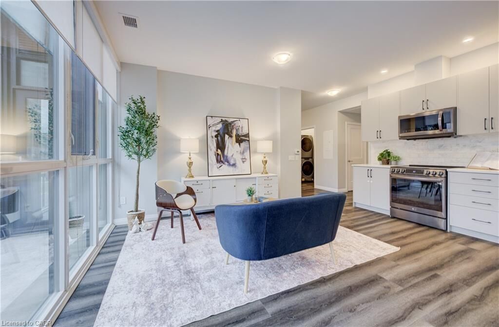 Property Photo:  60 Charles Street W 201  ON N2G 0C9 