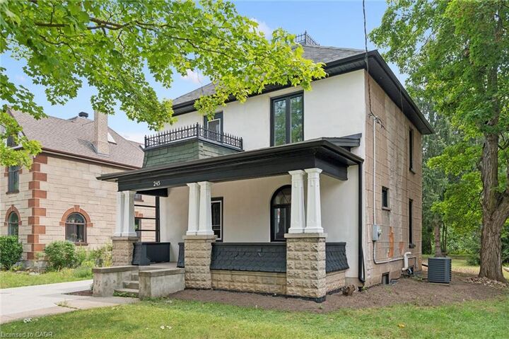 Property Photo: 245 Lowther Street S ON N3H 1Y6