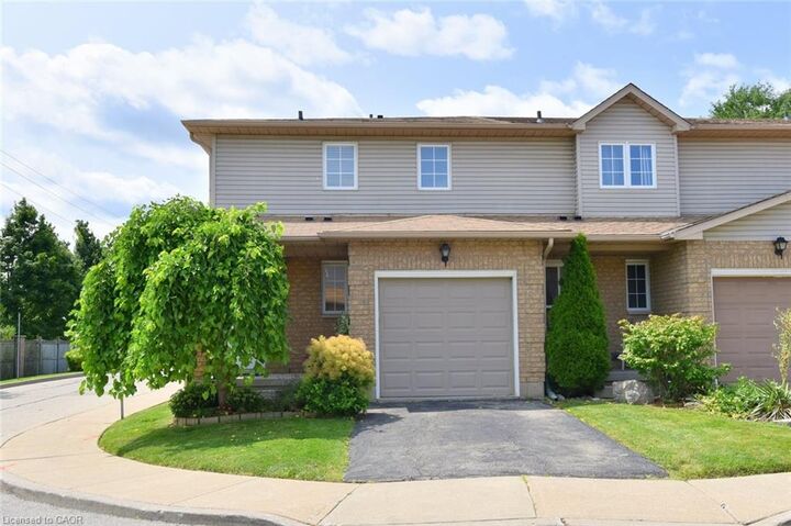 12 Whitedeer Road 18 — photo 1