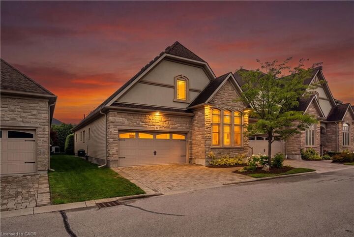 Property Photo: 19 Simmonds Drive 8 ON N1E 0H4