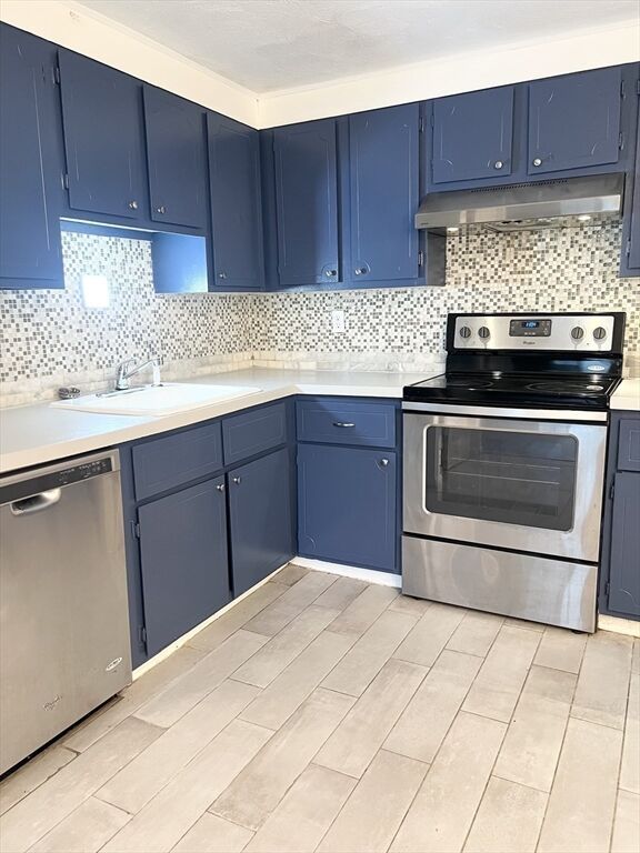 Property Photo:  53 Swanson Court 16C  MA 01719 