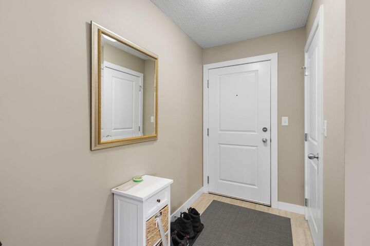 Property Photo:  81 Legacy Boulevard SE 1237  AB T2X 2B9 