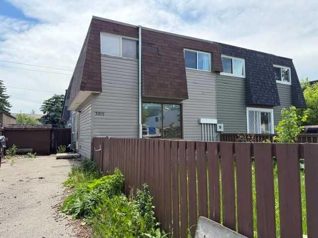 Property Photo:  3915 29A Avenue SE  AB T2B 0G3 