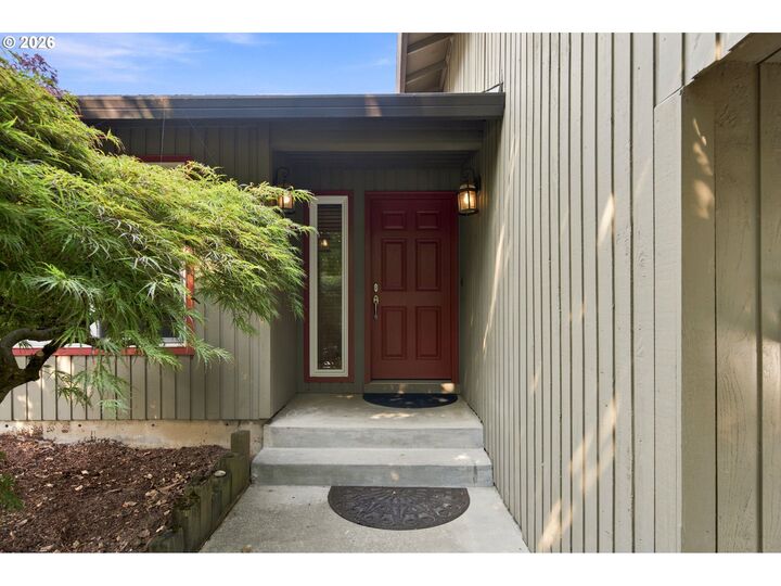 Property Photo: 14003 SE Brekke Ct OR 97222