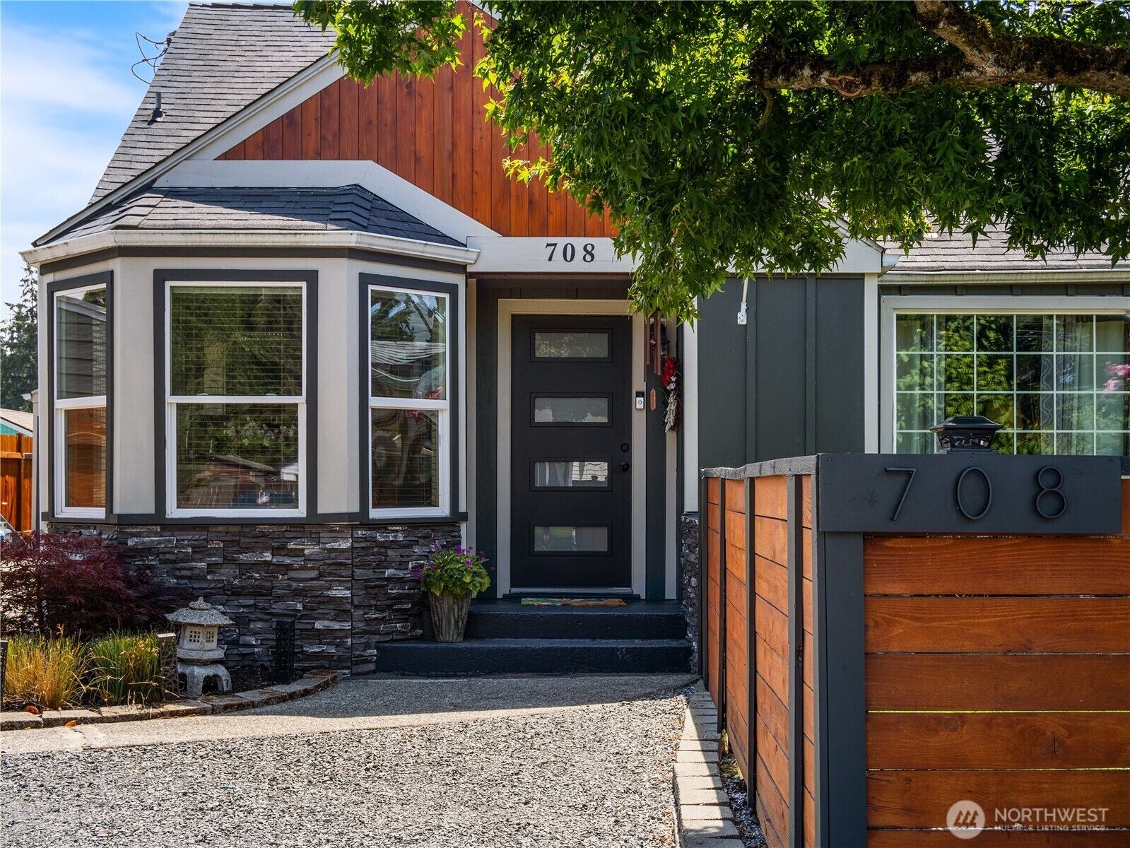 Property Photo:  708  116th St S.  WA 98444 