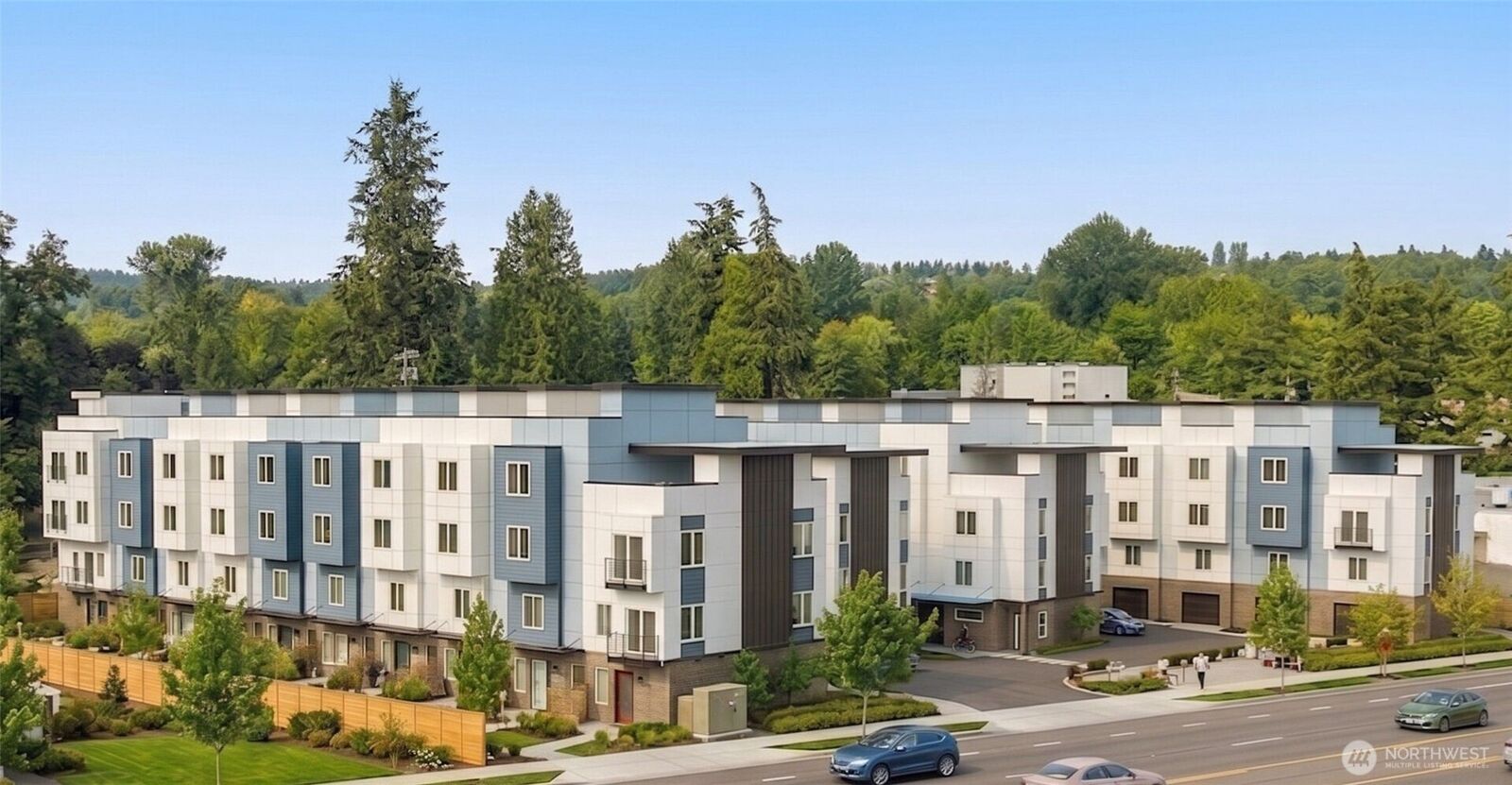 Property Photo: 7622 NE Bothell Way 103 WA 98028