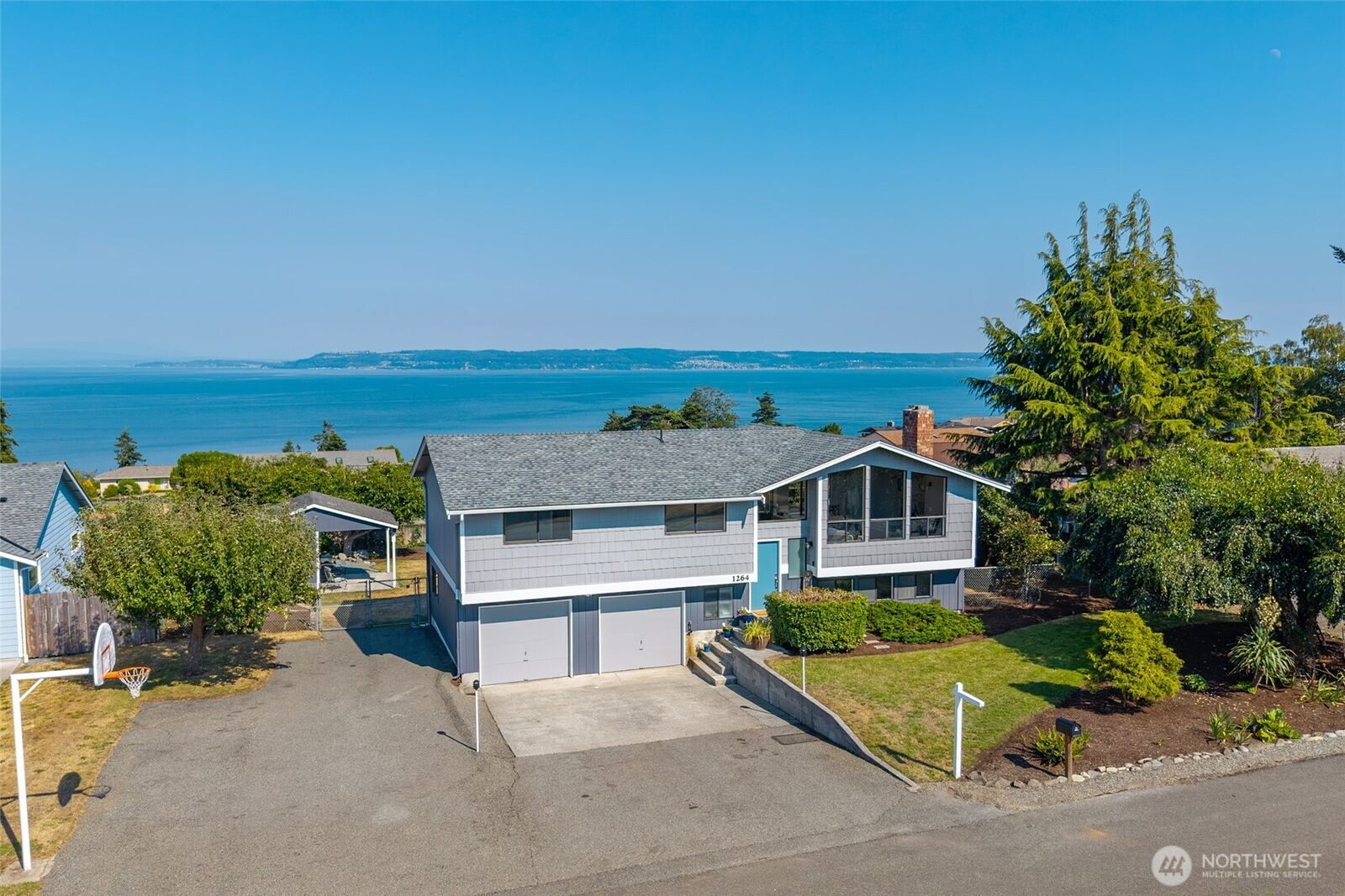 Property Photo:  1264  Eagle Crest Drive  WA 98277 
