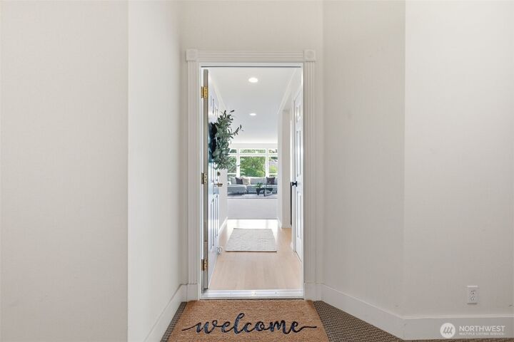 Property Photo: 6918 208th Street SW 205 WA 98036