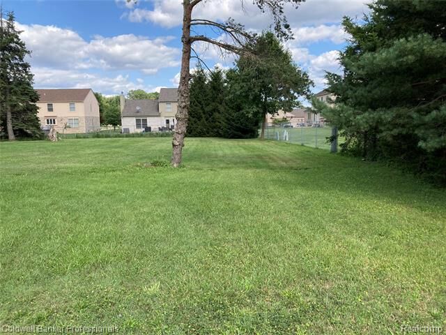Property Photo: 000 Dequindre Road MI 48314