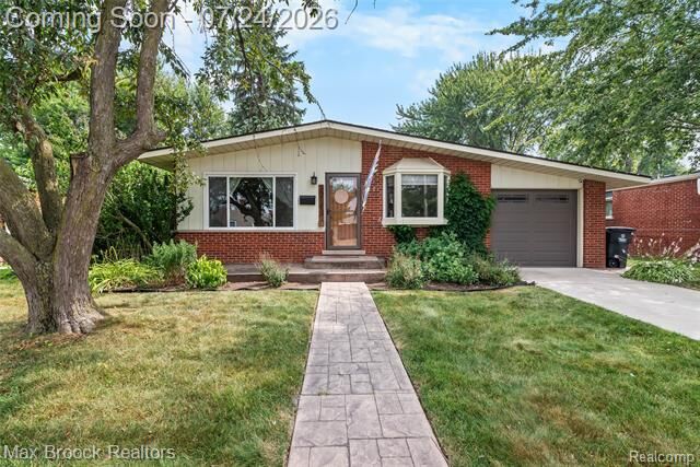 Property Photo:  30723 Lonnie Boulevard  MI 48185 