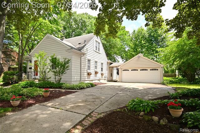 Property Photo:  510 N Connecticut Avenue  MI 48067 